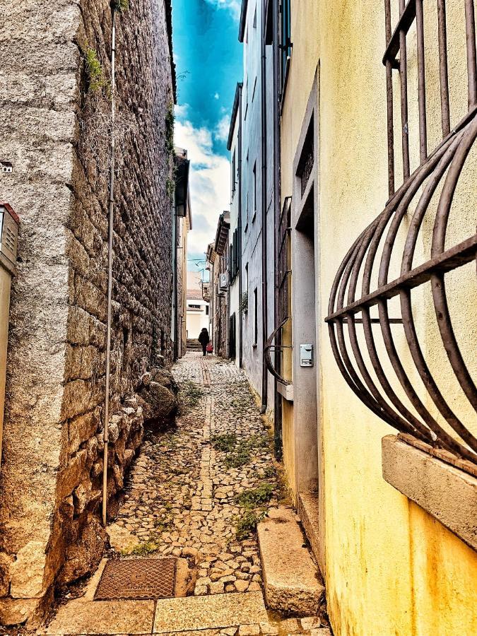 La Vecchia Posta B&B Calangianus Exterior foto